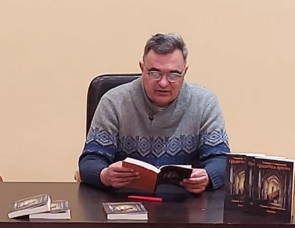 Intervju sa Tihomirom Stevanovićem, autorom nagrađene zbirke priča ”Onaj koji nije bio tu”